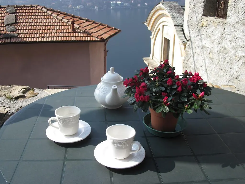 Pinky House Villa Nesso